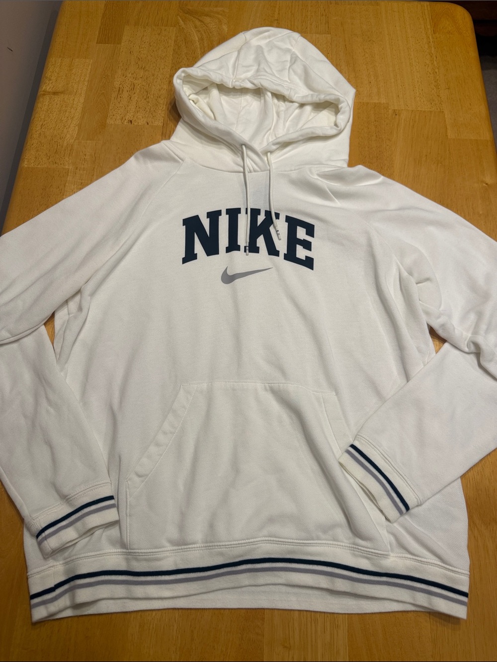 Nike White Pullover Hoodie with Black Accents